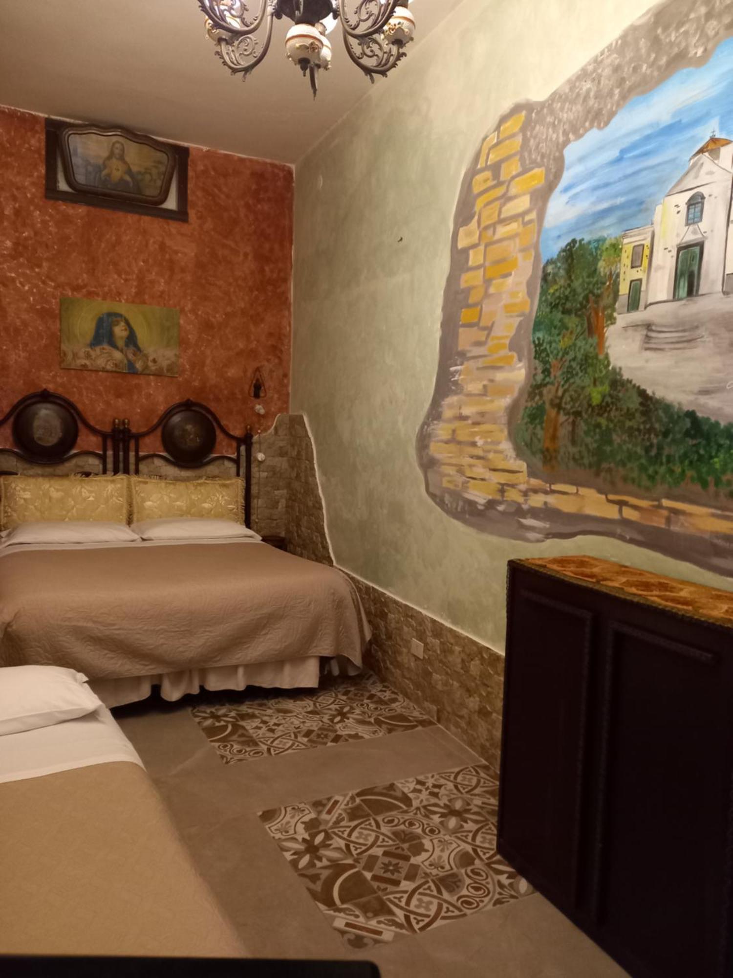Bed and Breakfast Sicilia In Miniatura "L'Atelier Dell'Etna" Zafferana Etnea Habitación foto