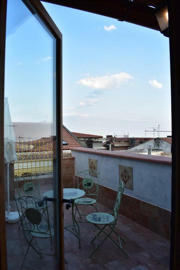 Bed and Breakfast Sicilia In Miniatura "L'Atelier Dell'Etna" Zafferana Etnea Exterior foto